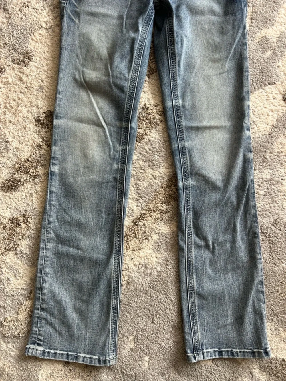 Buckle bke men’s 27x32 Aiden jeans